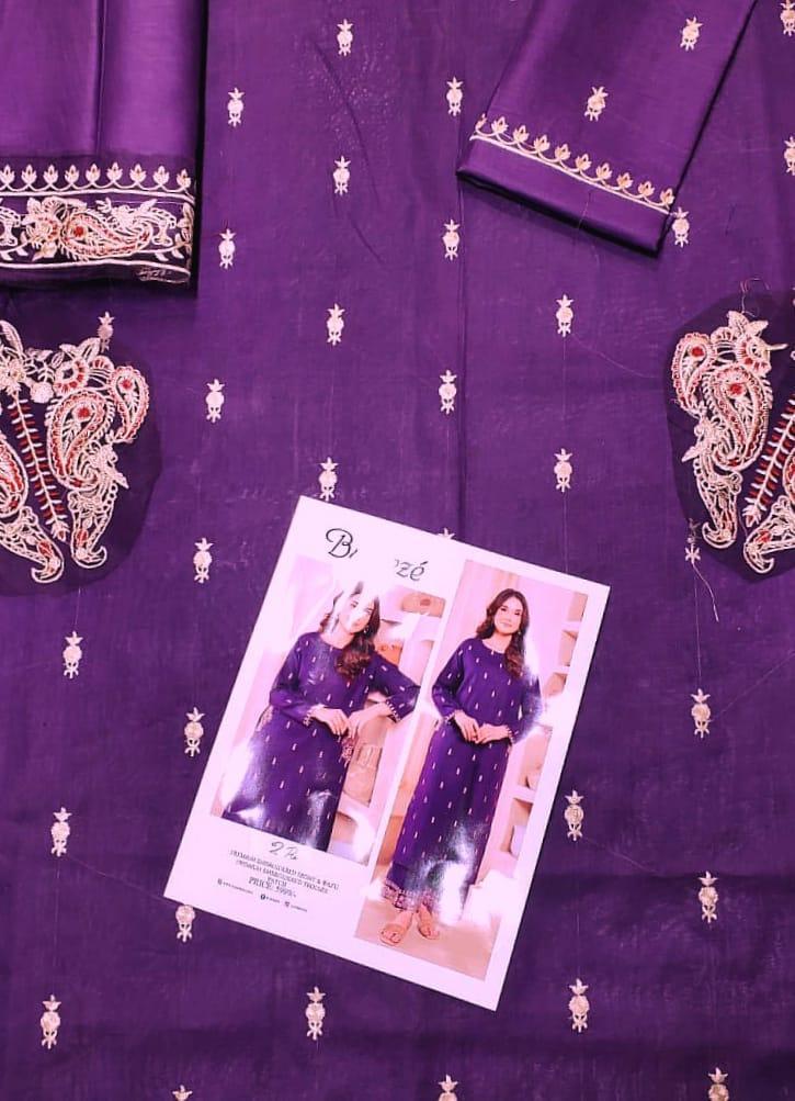 Elegant Embroidered Lawn Suit – 2 Piece Women’s Casual Wear (Shirt + Trouser)